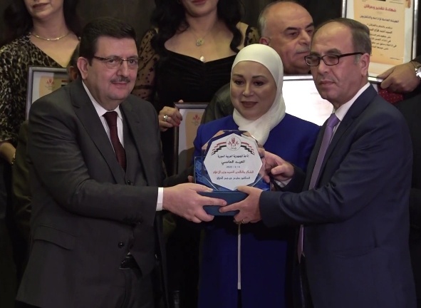وزير الاعلام بالعيد الماسي لإذاعة دمشق: الاذاعة لعبت دور بتشكيل الوعي والوجدان وتنوير العقل وزير الاعلام بالعيد الماسي لإذاعة دمشق: الاذاعة لعبت دور بتشكيل الوعي والوجدان وتنوير العقل