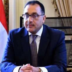 مدبولي: الدولة تعمل بجهد كبير لتوفير مختلف أنواع السلع للمواطنين