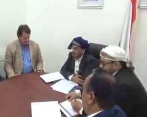 محافظ تعز يبحث مع منسق الأمم المتحدة الوضع الإنساني في المحافظة