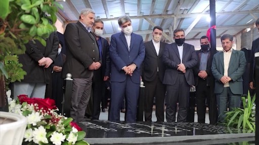 وزير الثقافة الإيراني يجول في جنوب لبنان