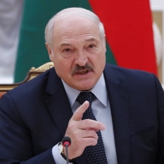 لوكاشينكو يبحث مع بوتين الوضع المتعلق بمحطة تشيرنوبيل ويؤكد عدم السماح بتوجيه