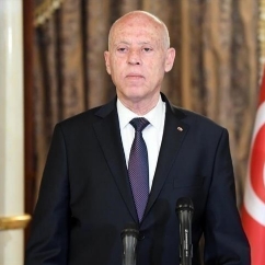 أزمة غذائية في تونس والمعارضة تقول إنها بسبب سياسات الرئيس سعيد