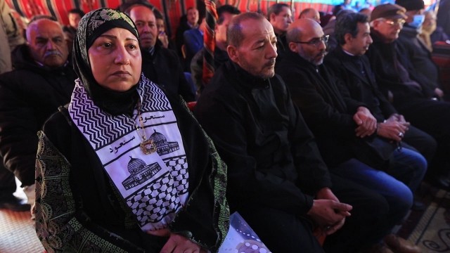 مهرجان جماهيري في مخيم اليرموك بدمشق إحياء ليوم الأرض الفلسطيني