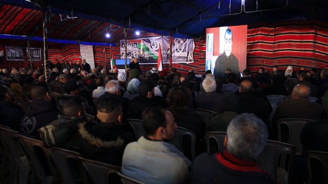 مهرجان جماهيري في مخيم اليرموك بدمشق إحياء ليوم الأرض الفلسطيني