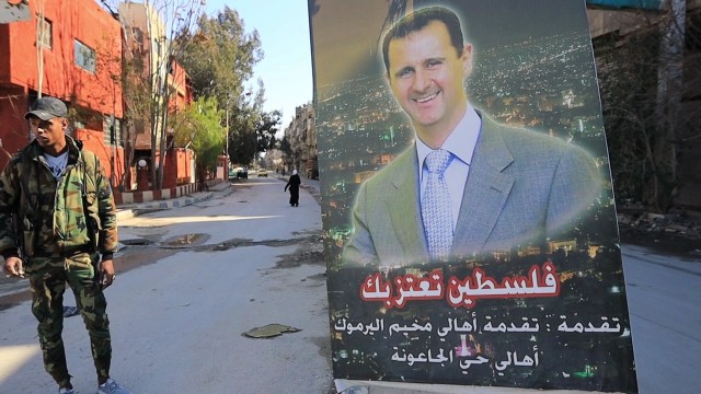 مهرجان جماهيري في مخيم اليرموك بدمشق إحياء ليوم الأرض الفلسطيني