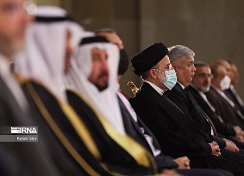 بالصورة: لقاء السفراء والقائمين بالاعمال للدول الإسلامية مع آية الله رئيسي