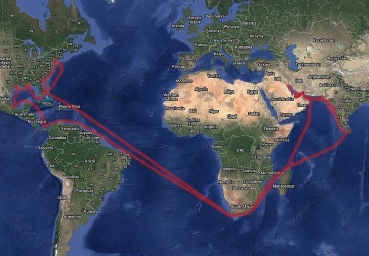 الحرس الثوري الإيراني: احتجاز سفينة يشتبه بتعاونها مع الجيش الأمريكي