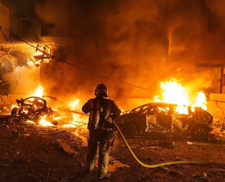 انتصارات ترامب تتوالى/ هجوم صاروخي إيراني واسع يشلّ الكيان المحتل