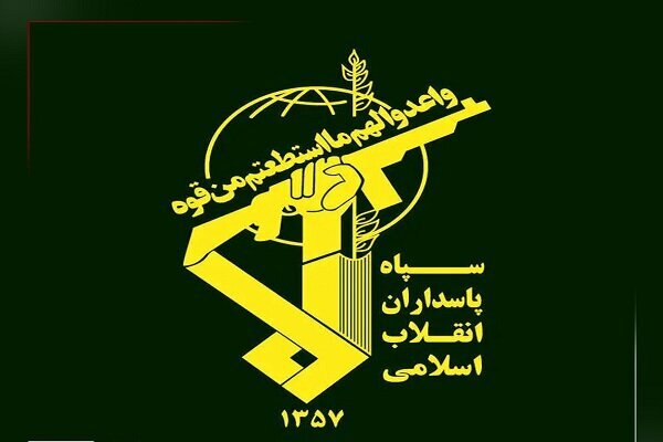 القوات البحرية والجوفضائية للحرس الثوري: أيدينا على الزناد