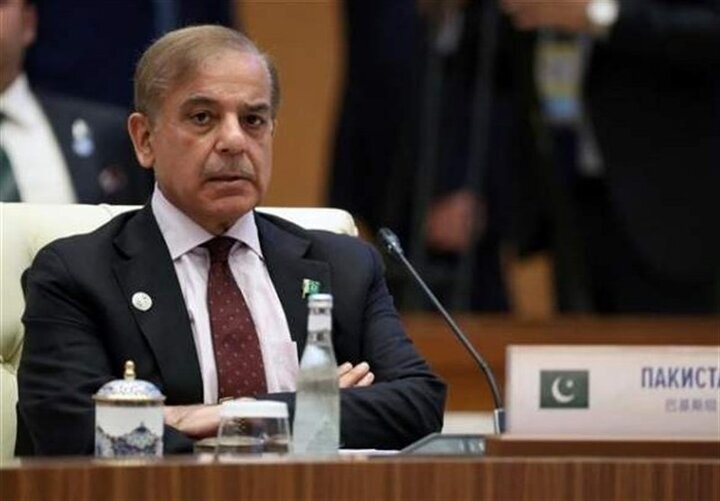 رئیس وزراء باکستان: ستبقى الأفكار العميقة للشهيد خامنئي (رض) إرثا للأجيال القادمة