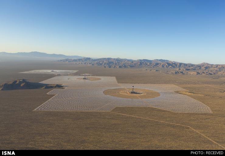 بزرگ‌ترین مزرعه خورشیدی با 330 هزار آینه