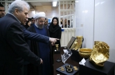 حضور حسن روحانی در موزه ملی ایران
