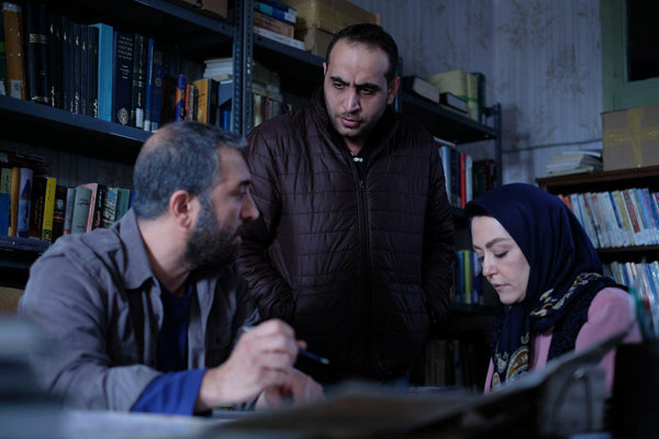 فهرست 28 فیلم راه یافته به بخش مسابقه سی و پنجمین جشنواره فیلم فجر