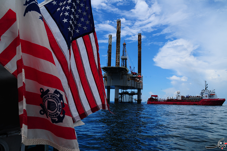 کاهش 1 دلاری قیمت نفت در پی رشد تولید نفت در آمریکا