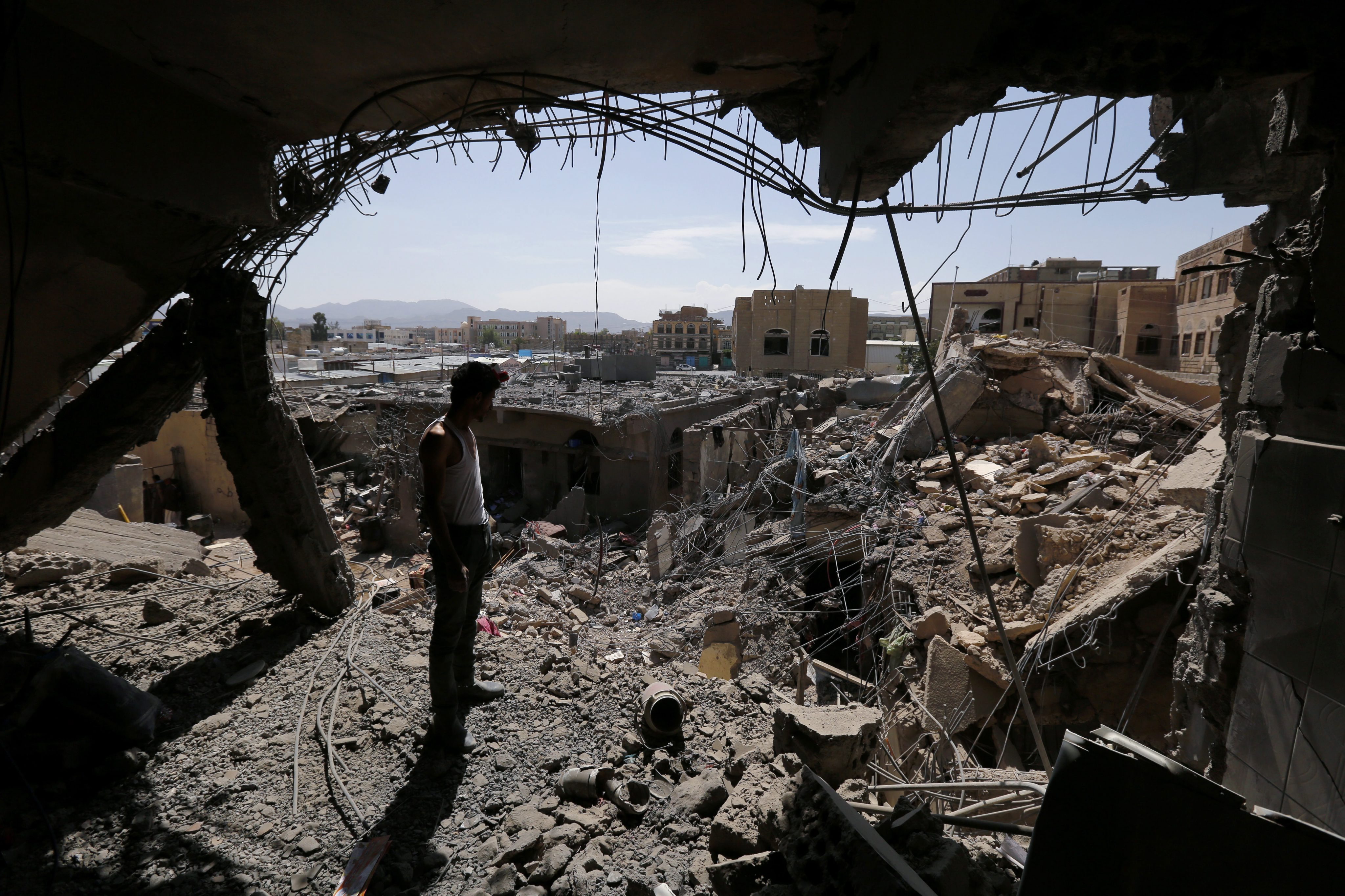 چرا و چگونه ایالات متحده به تدریج وارد جنگ مستقیم در یمن شده است؟
