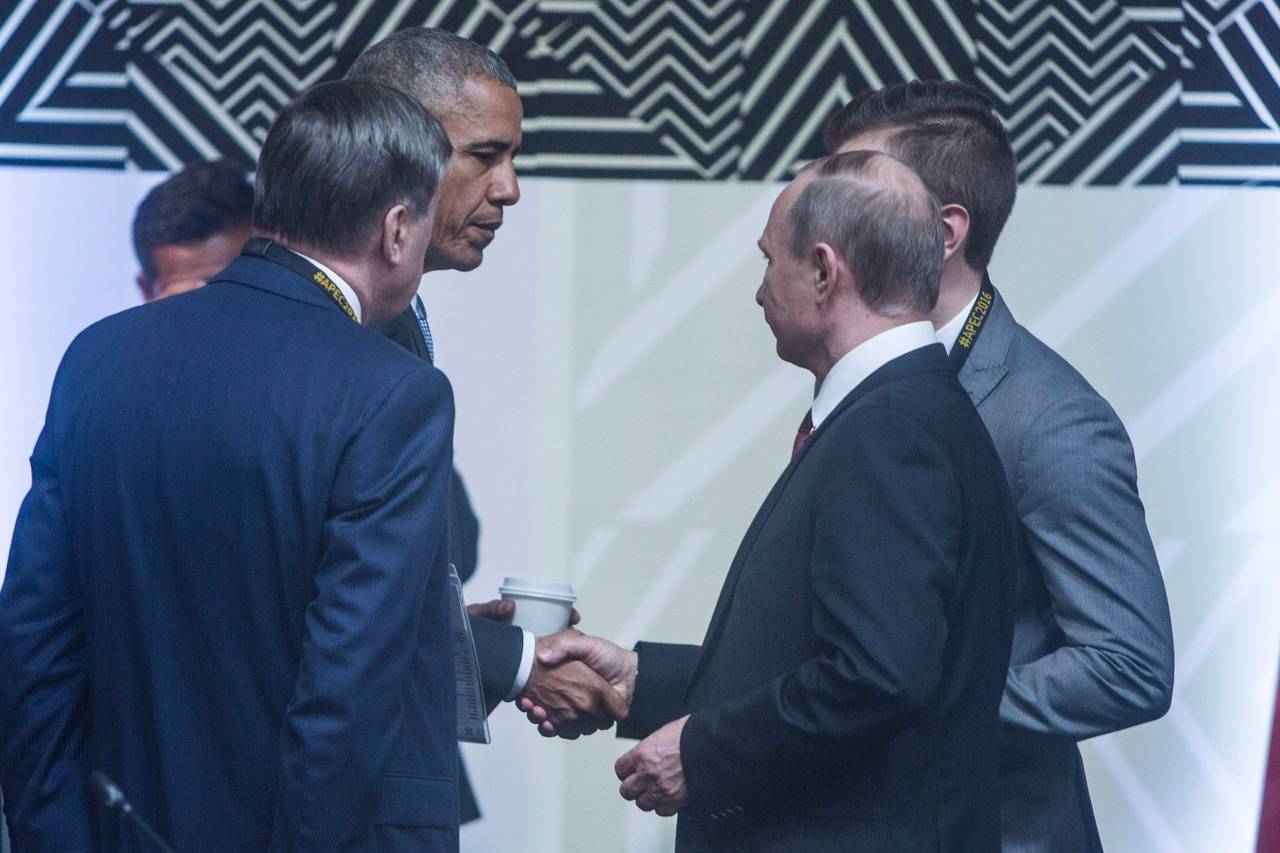 گفتگوی چهار دقیقه ای«صریح و مودبانه» اوباما با پوتین حاشیه اجلاس APEC