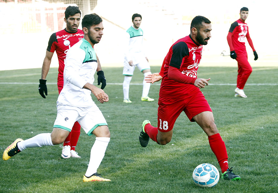 برتری پرگل پرسپولیس مقابل تیم ملی بدون گلر برتری پرگل پرسپولیس مقابل تیم ملی بدون گلر