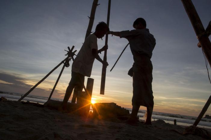 تأخیر پروژه نفتی میانمار-چین به نفع اژدها به پایان می رسد