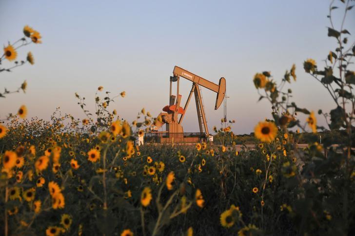افزایش قیمت نفت با کاهش تولید آمریکا