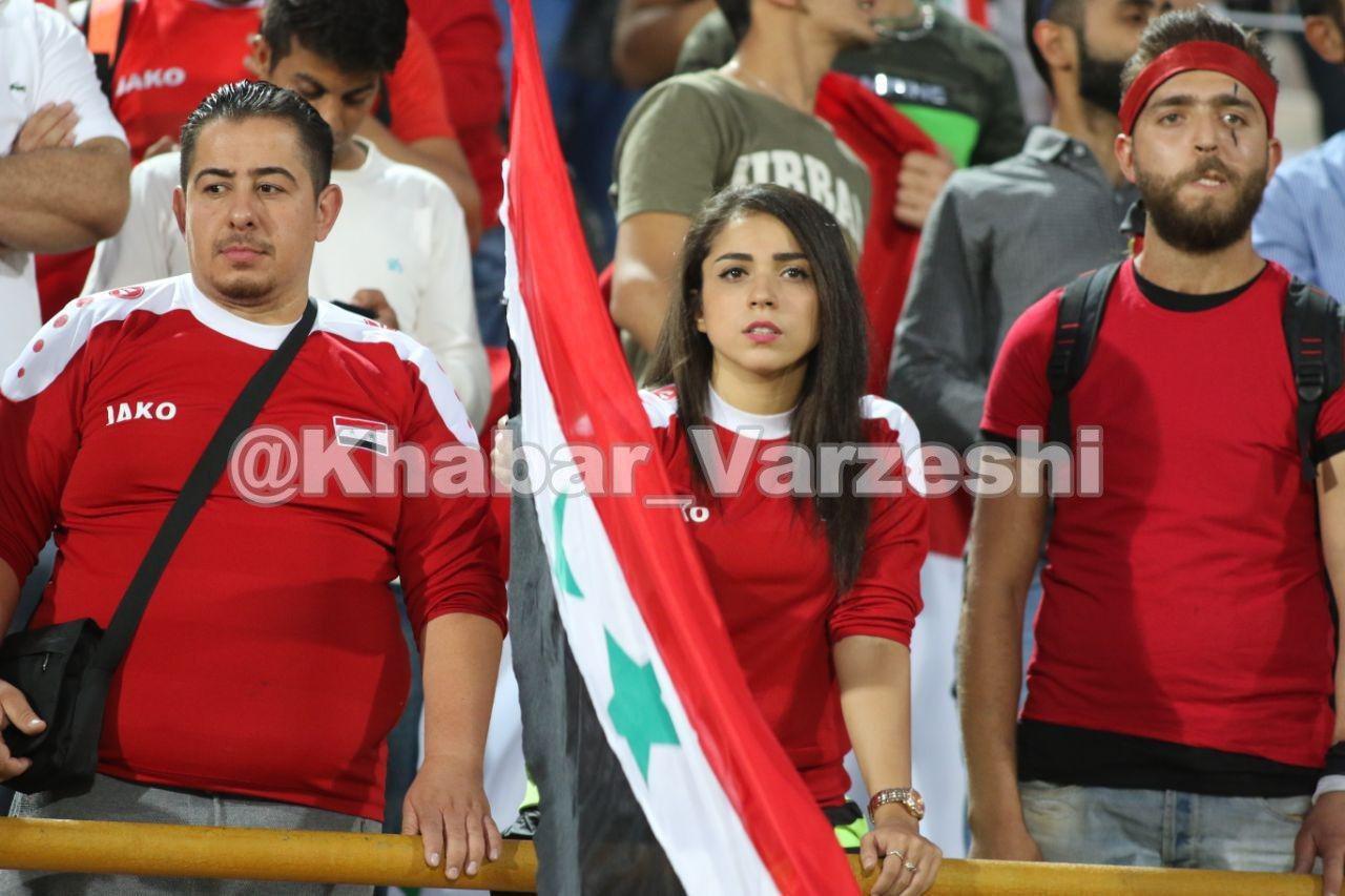 بانوی بی حجاب سوریه ای در ورزشگاه آزادی