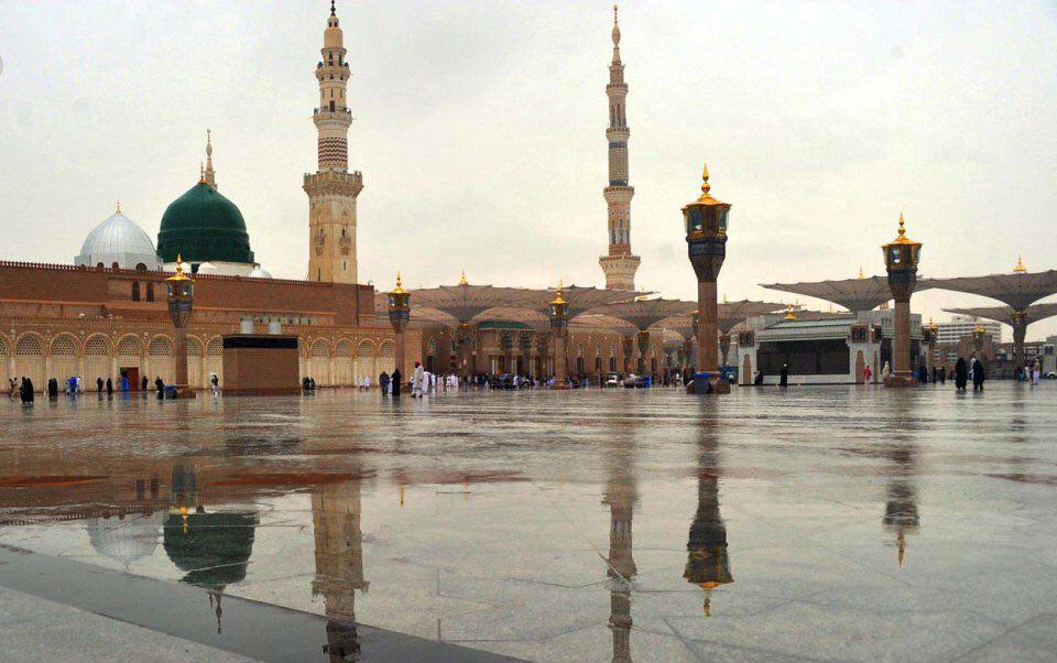 باران رحمت امروز در مسجد النبى