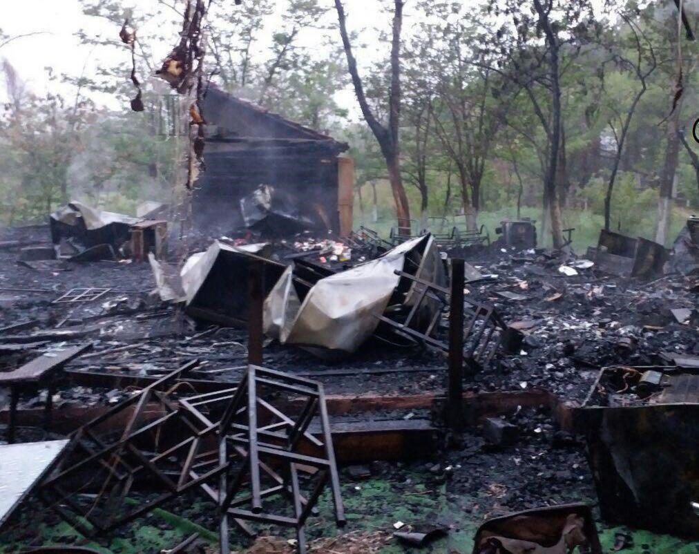 آتش سوزی در مجموعه ورزشی انقلاب آتش سوزی در مجموعه ورزشی انقلاب