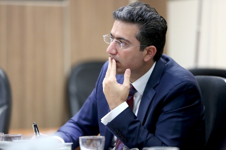 پدرام سلطانی: معافیت مالیاتی برخی دستگاهها متوقف شود پدرام سلطانی: معافیت مالیاتی برخی دستگاهها متوقف شود