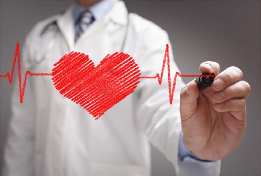 آریتمی قلب چیست و چه علائمی دارد؟ - تابناک | TABNAK