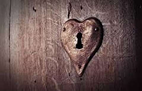 چگونه شکل قلب سمبل عشق شد؟