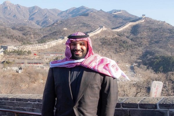 افشای مذاکرات محرمانه دولت ترامپ برای حفظ برجام /وزیر خارجه بحرین: چینی ها دیوار دارند و ما هم بن سلمان را!/ شکایت پدر عروس داعش از دولت ترامپ/کشف گور جمعی با ۳۵۰۰ جسد در الرقه سوریه