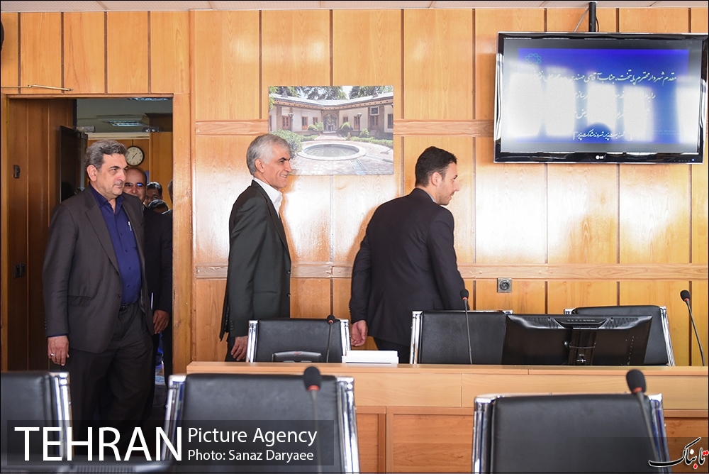 &laquo;پیروز حناچی&raquo; شهردار تهران شد