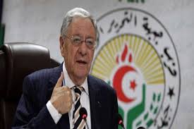 دبیرکل حزب حاکم در الجزایر استعفا کرد