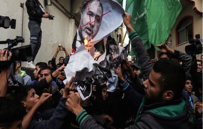  جشن فاسطینیان در غزه برای استعفای لیبرمن 