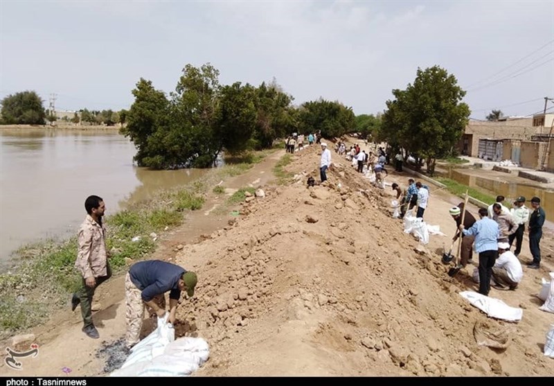 لایروبی معابر و احداث بند، دو دستور کار متفاوت برای لرستان و خوزستان/ آخرین آمار جانباختگان به ۶۲ نفر رسید/ انفجار پیشگیرانه، این بار در گوریه لایروبی معابر و احداث بند، دو دستور کار متفاوت برای لرستان و خوزستان/ آخرین آمار جانباختگان به ۶۲ نفر رسید/ انفجار پیشگیرانه، این بار در گوریه