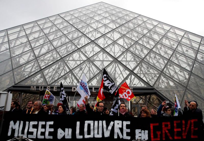  			 				 					اعتصاب فرانسوی‌ها موزه لوور را تعطیل کرد 				 			 		