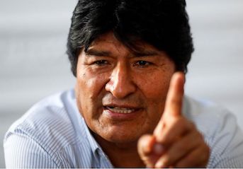  			 				 					مورالس به بولیوی برمی‌گردد 				 			 		