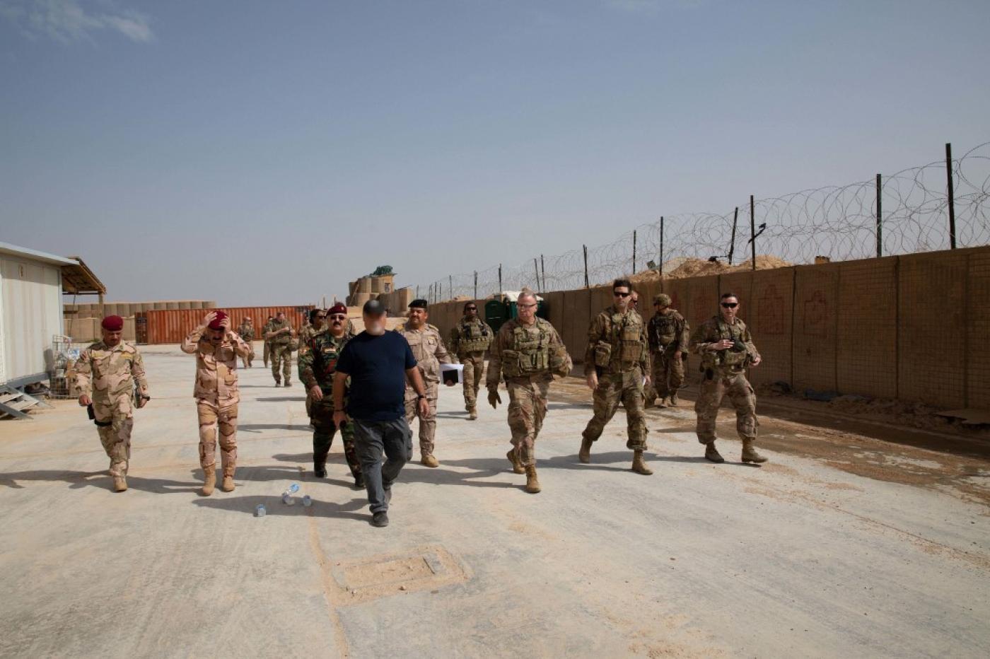 تحرک کم سابقه نظامی آمریکا در عراق برای حمله گسترده به حشدالشعبی/ اعزام نیروهای آمریکایی از کویت و سوریه به عراق/ هشدار ایران به آمریکا