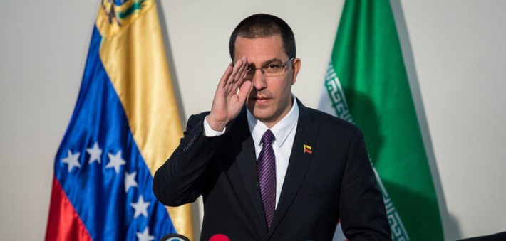                                                    ادای احترام وزیر خارجه ونزوئلا به شهید سلیمانی                                       