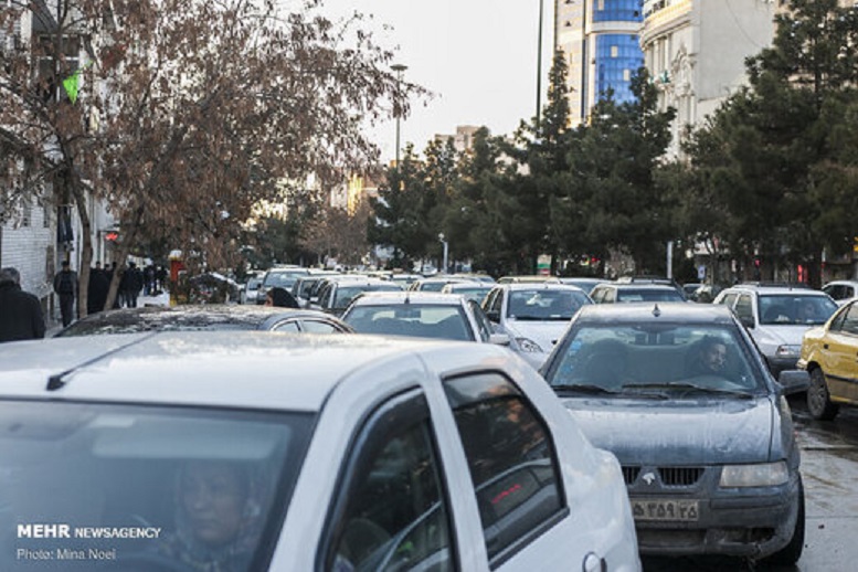                                                    ترافیک سنگین در ۷ گذر اصلی شهر تهران                                       