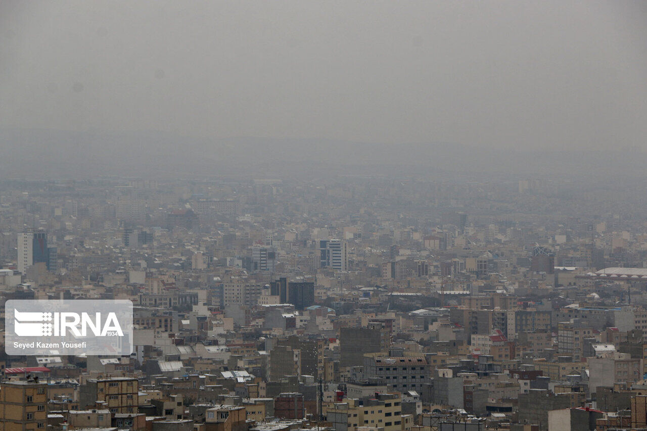                                                    باران حریف آلودگی هوای تهران نشد                                       