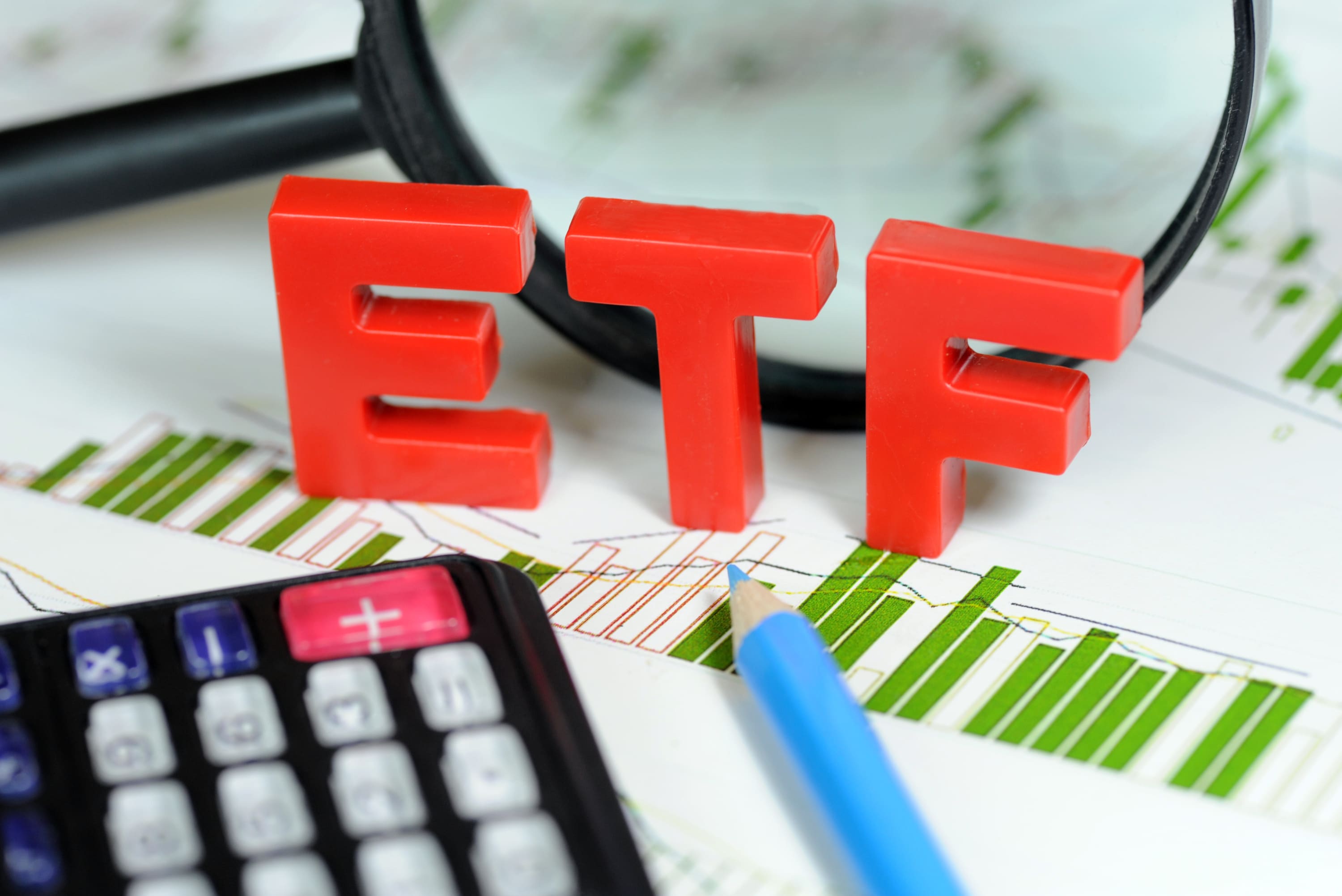 سهام دولت و صندوق های قابل معامله در راه بورس؛ آیا مردم با خرید ETF دارایی جدید خواهند داشت؟