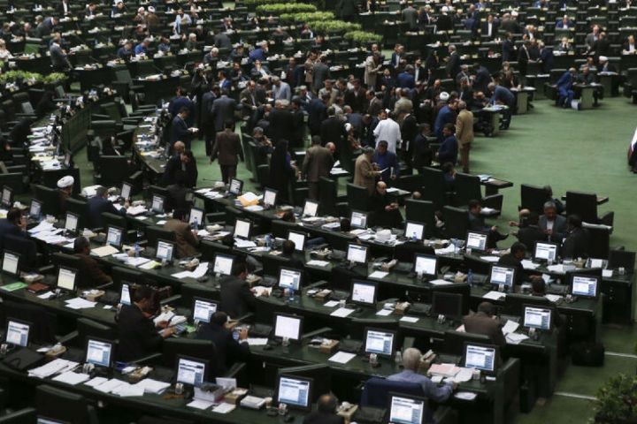 وحدت نمایندگان و منتخبان مجلس برای مقابله با کرونا