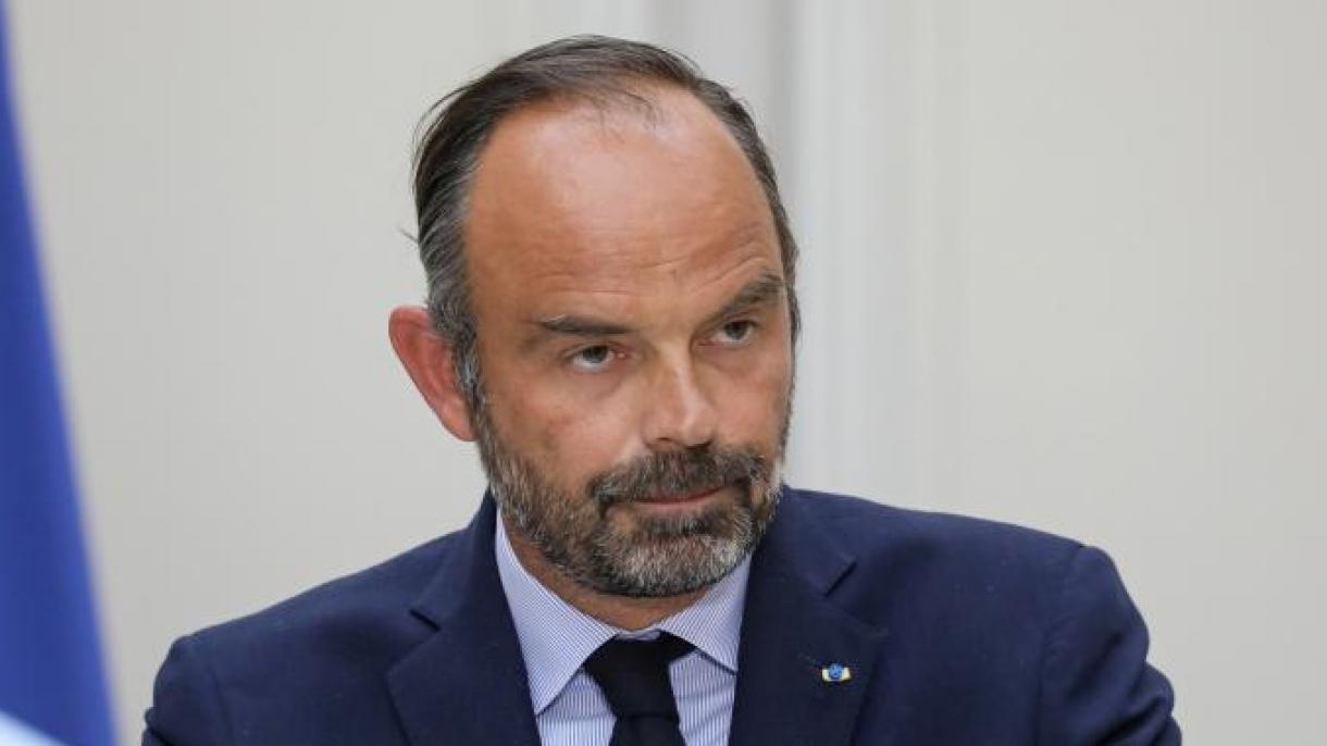                                                    نخست‌وزیر فرانسه استعفا کرد                                       