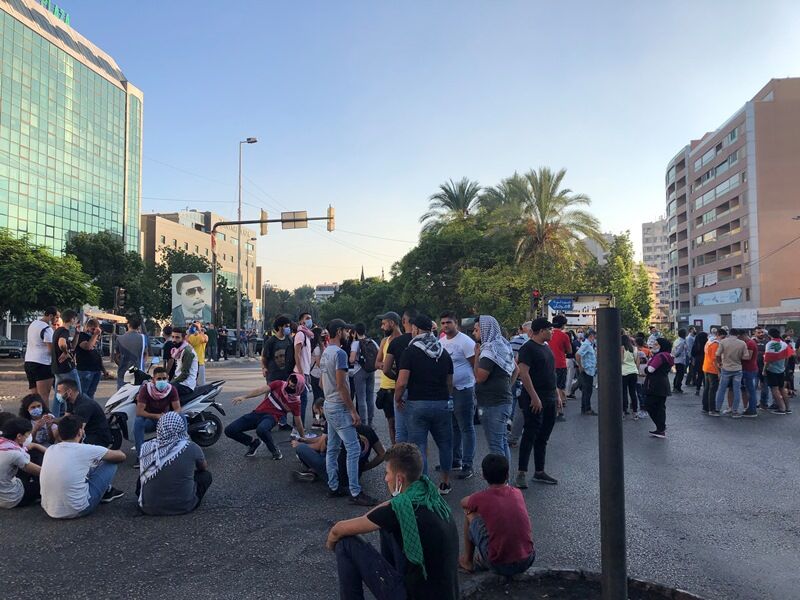                                                    راهیپمایی لبنانی‌ها در بیروت در سالگرد اعتراض‌ها                                       