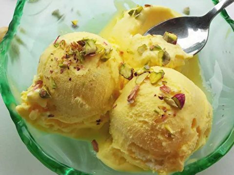 طرز تهیه بستنی سنتی ایرانی
