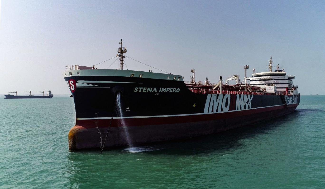 چگونه صادرات نفت ایران در شرایط تحریم دو برابر شده است!؟