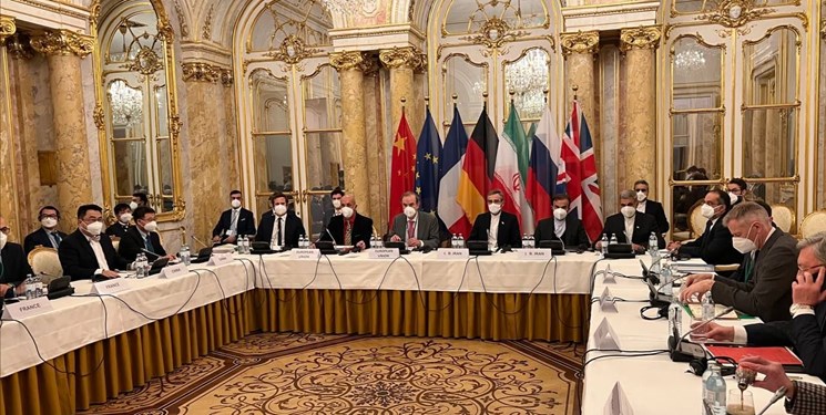 بازگشت مذاکره کنندگان ارشد ایران (IRAN) و ۳ کشور اروپایی به پایتخت ها