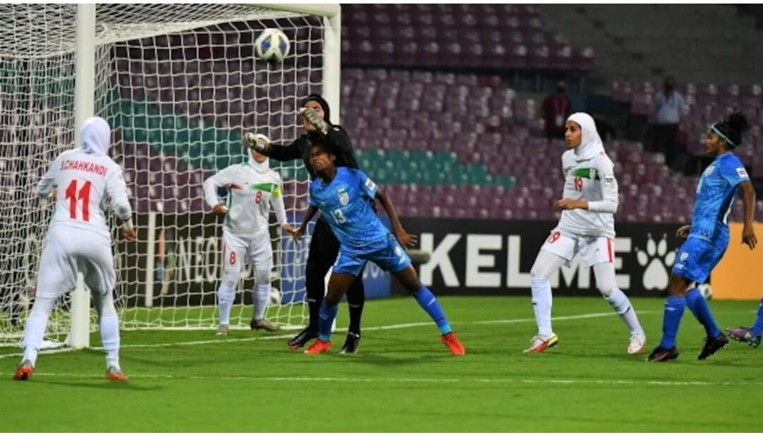 تساوی و اولین امتیاز تاریخی زنان فوتبال ایران در جام ملت‌های آسیا مقابل میزبان