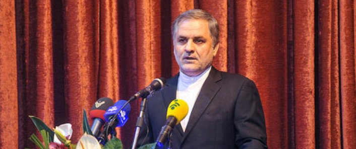 برخی مسابقه قدرت و ثروت در کشور به راه انداخته اند