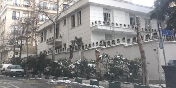                                                    تخریب خانه‌ای که احمدی‌نژاد حاضرنشد درآن اقامت کند                                       